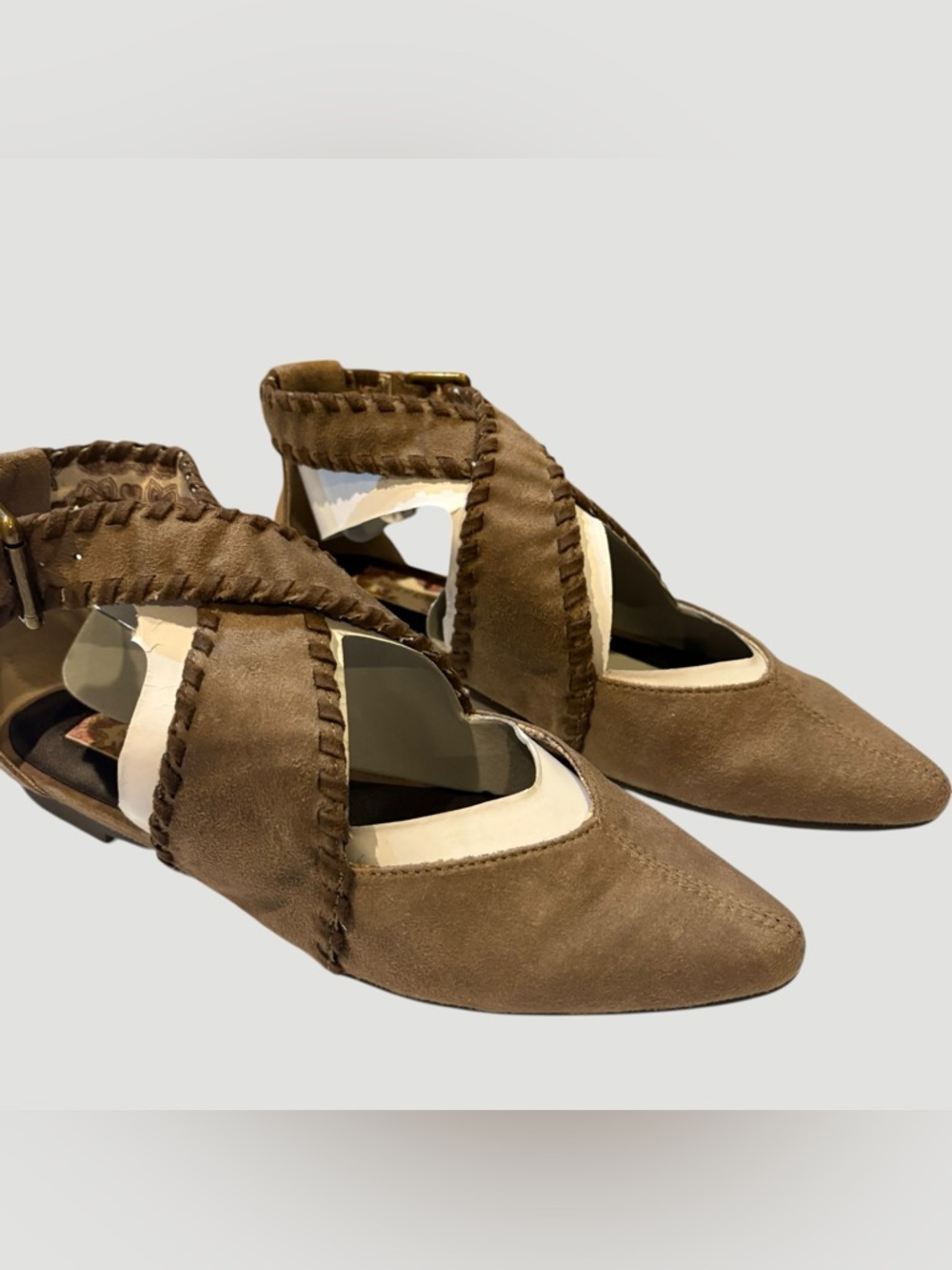 Band of Gypsies Brown Suede Pointed-Toe Flat with Braided Straps size 6.5 - Picture 3 of 8
